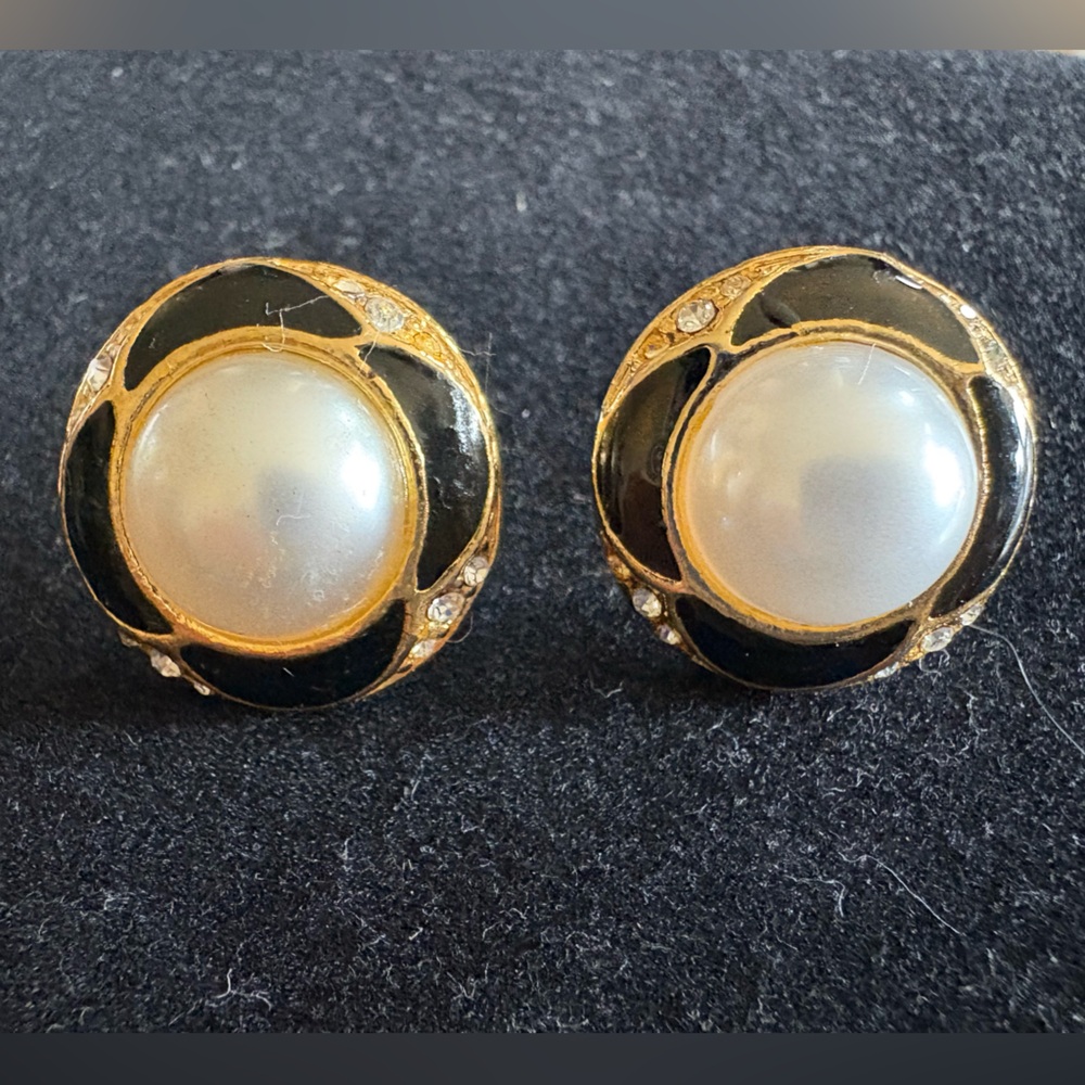 Elegant Black Enamel and Gold Pearl Earrings